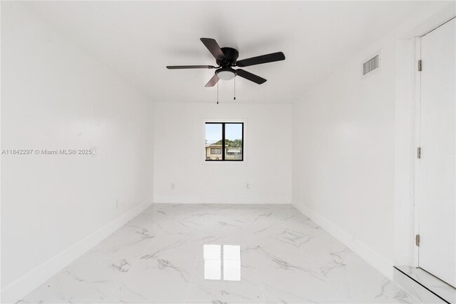 Building Photo - 6308 SW 22nd St