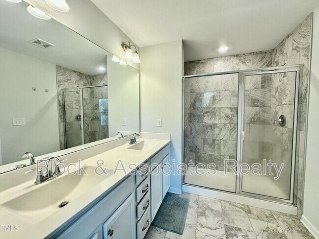 Building Photo - 107 Hunston Dr.