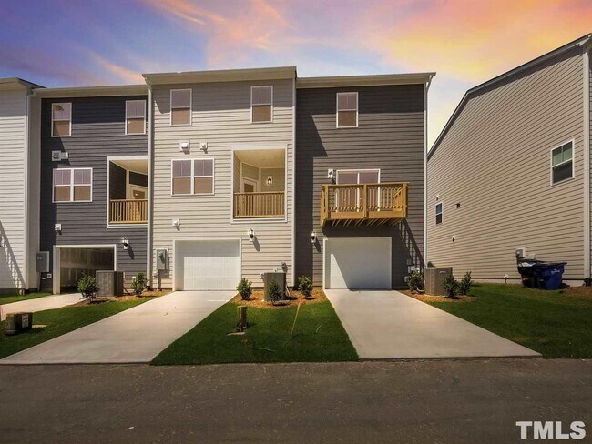 Building Photo - 6301 Perry Creek Rd