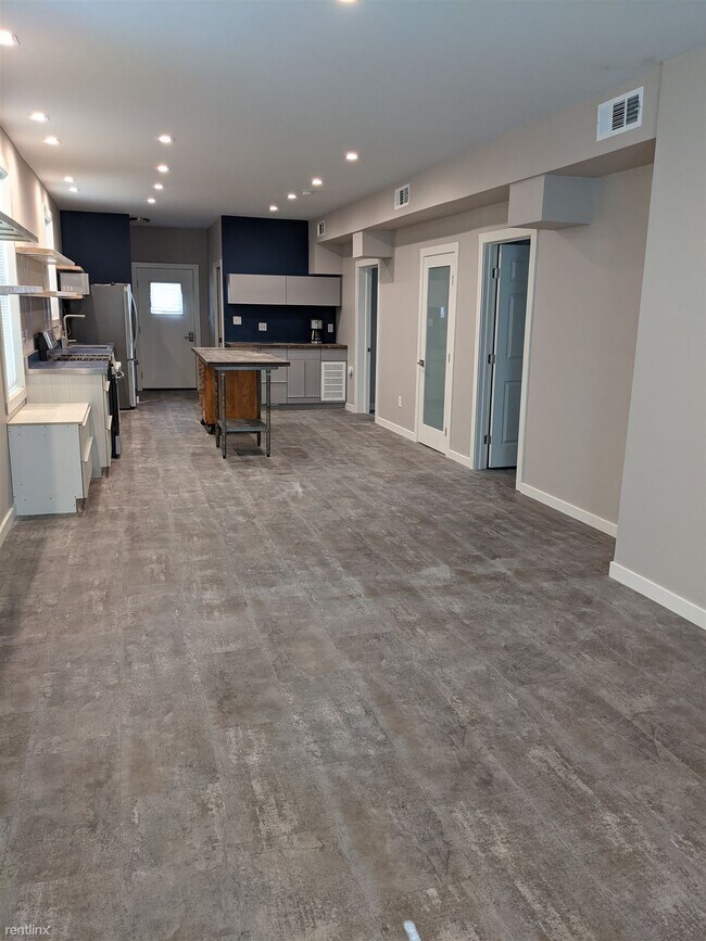 Foto del edificio - 2 br, 1 bath Duplex - 1503 F Street 1501 F St