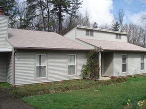Building Photo - 2896 Glen Hollow Rd