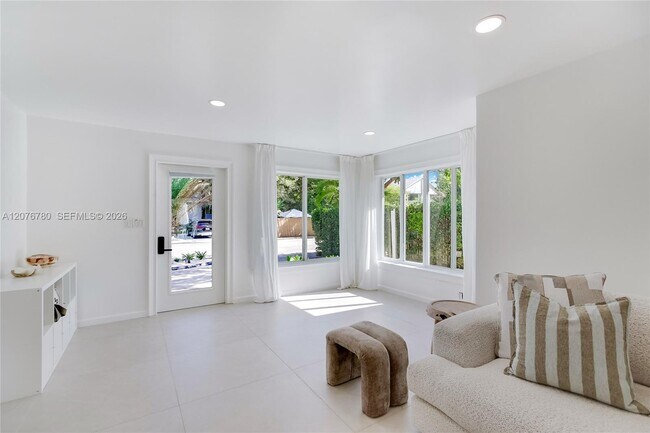 Foto del edificio - 617 SW 5th Ave