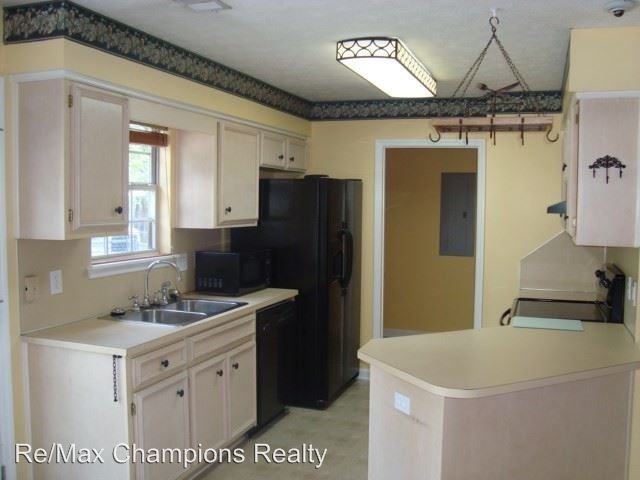 Building Photo - 3 br, 2.5 bath House - 1500 Alta Vista Drive