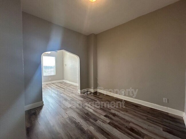 Foto del edificio - 616 N 10th St