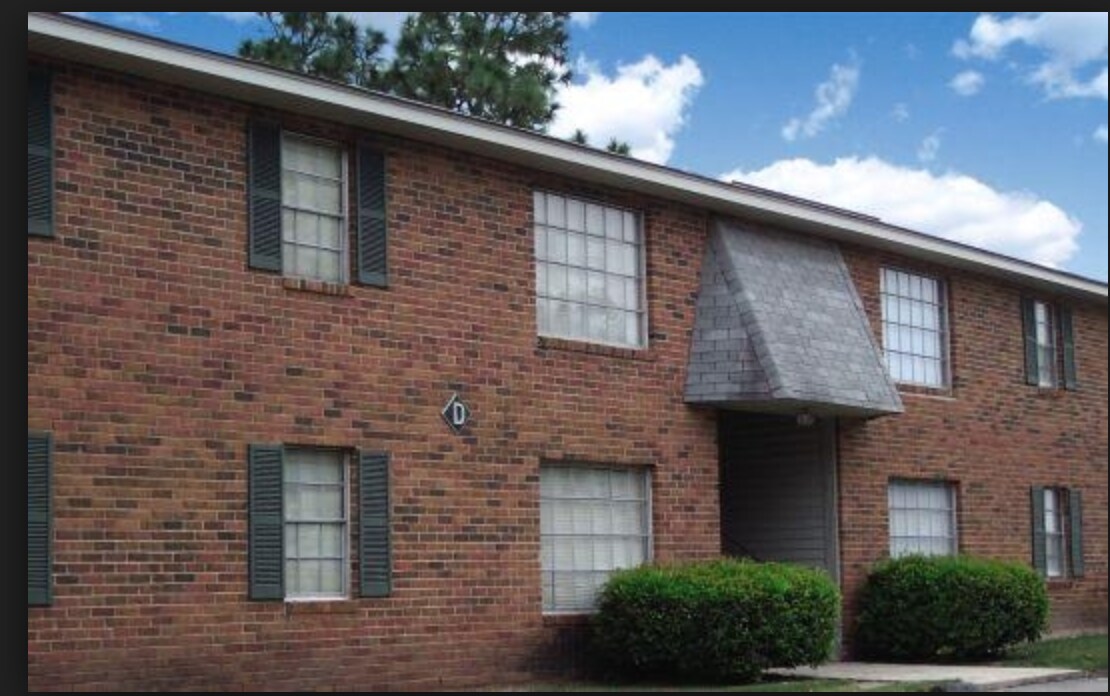 Photo - 1736 Caroline Rd