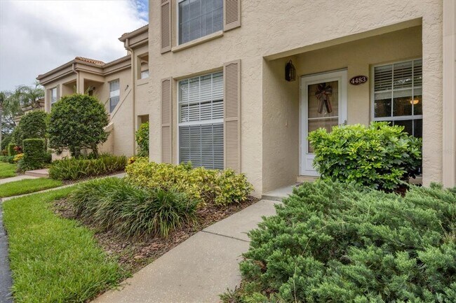 Foto del edificio - 4483 Longmeadow