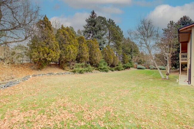 Building Photo - 5505 S Emporia Cir