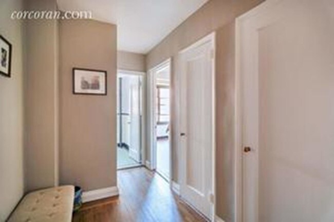 Building Photo - 450 West 24th Street