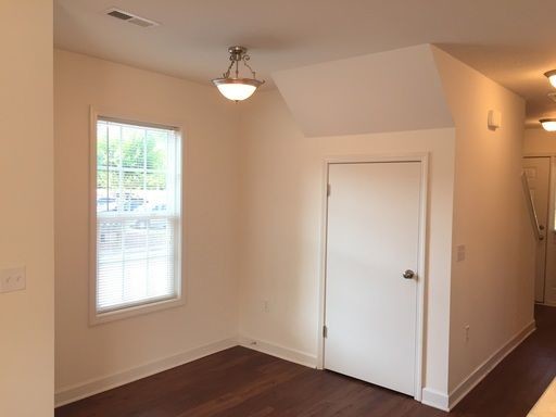 Building Photo - DURANGO PLACE TOWNHOMES