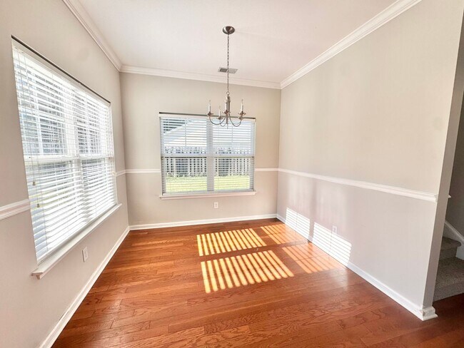 Foto del edificio - $500 off first month rent with acceptable credit and application!! Beautiful 3 bed 2.5 bath/ Scre...