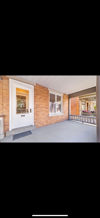 Building Photo - 1420 W Linden St