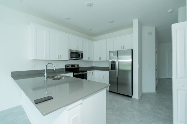 Foto del edificio - 7433 Stone Creek Trl