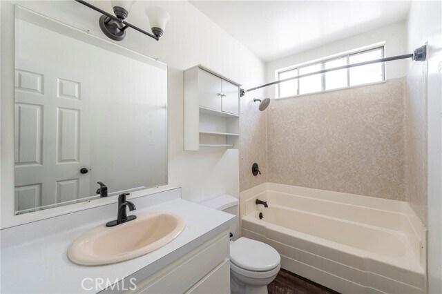 Foto del edificio - 17381 Forbes Ln