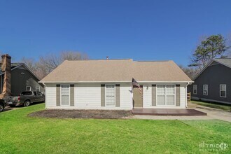 Building Photo - 110 Coventry Dr