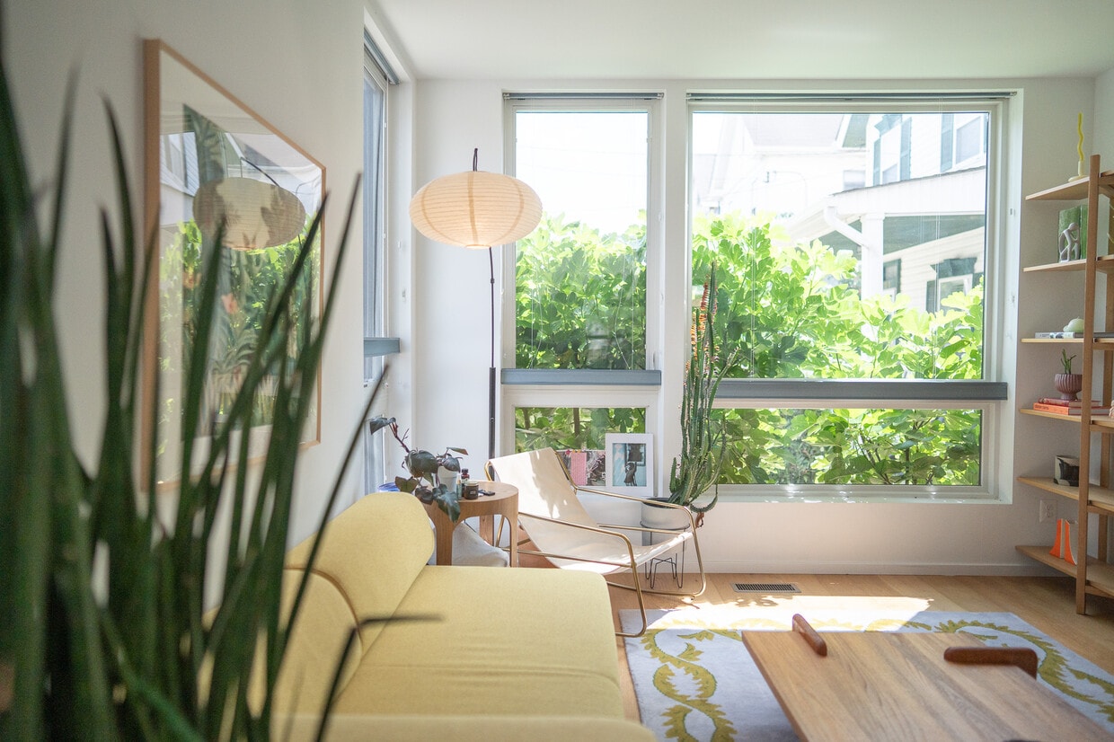 Living Room - 1201 Kearny St NE (Washington, DC)