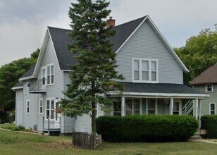 Building Photo - 1030 Harvey St