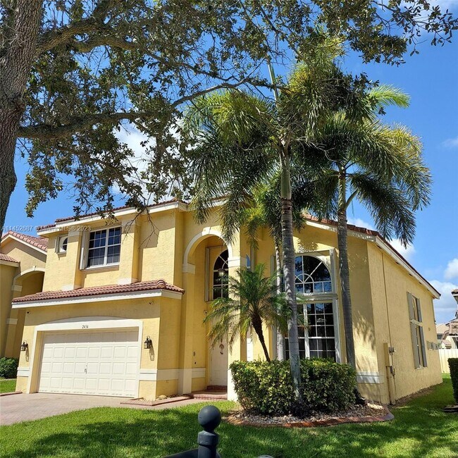 Building Photo - 2434 SW 157th Ave