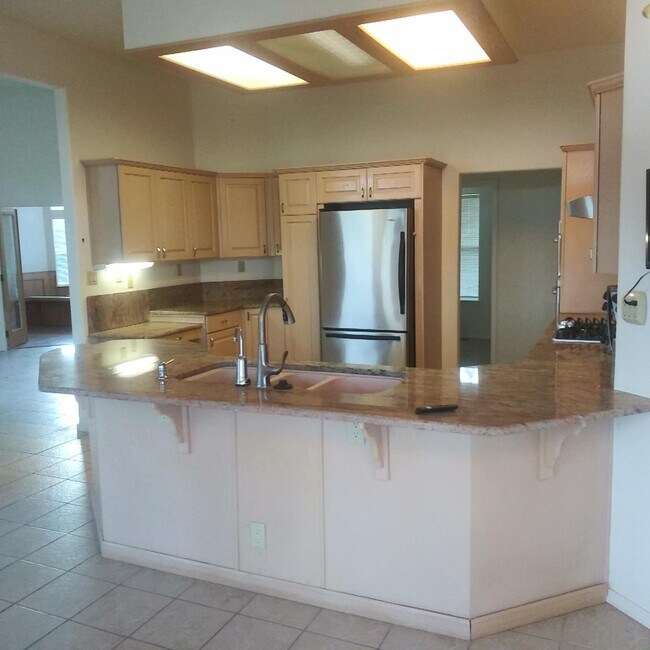 Foto del edificio - 1728 Black River Dr NE