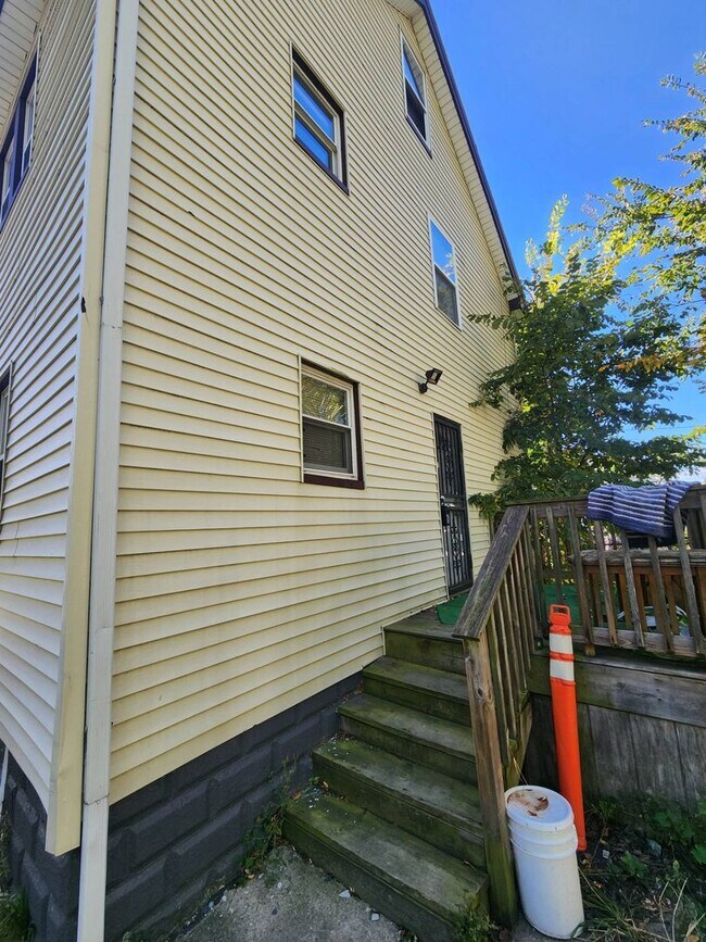 Foto del edificio - 11805 Dove Ave