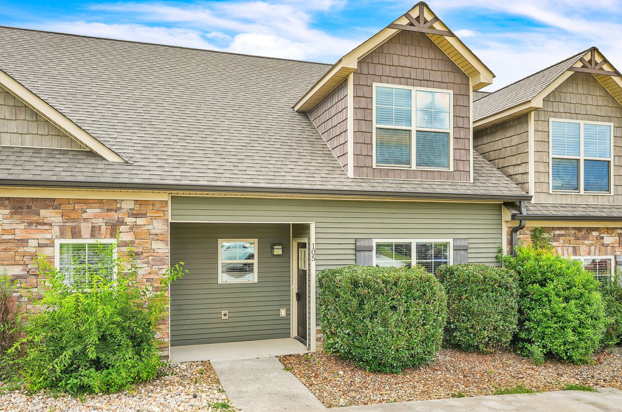Foto principal - 105 Belle Chase Wy NE