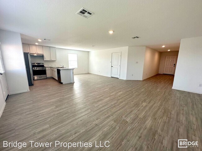 Foto del edificio - 4 br, 2.5 bath House - 2445 Double Oak Drive