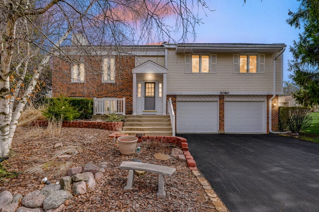 Foto del edificio - 5080 Prairie Oak Rd