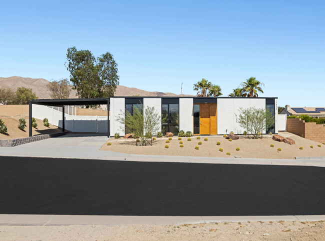 Foto del edificio - 13852 Scenic Crest Cir