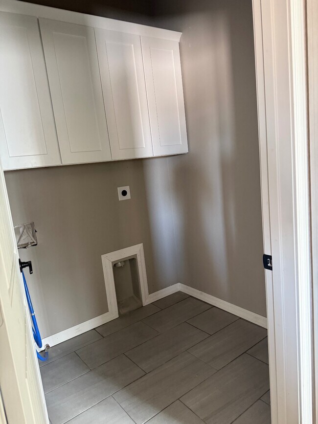 Foto del edificio - 10623 E 45th St