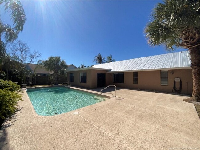 Building Photo - 2191 NW 20th Ave