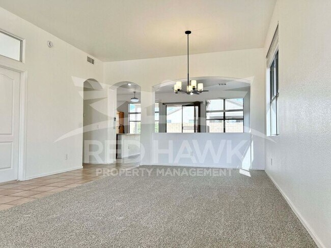 Foto del edificio - 3658 E Cody Ave