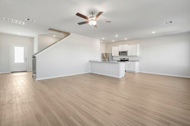Foto del edificio - 6405 Winter Elm St