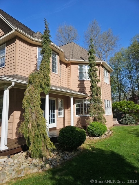 Building Photo - 15 Ledge Rd