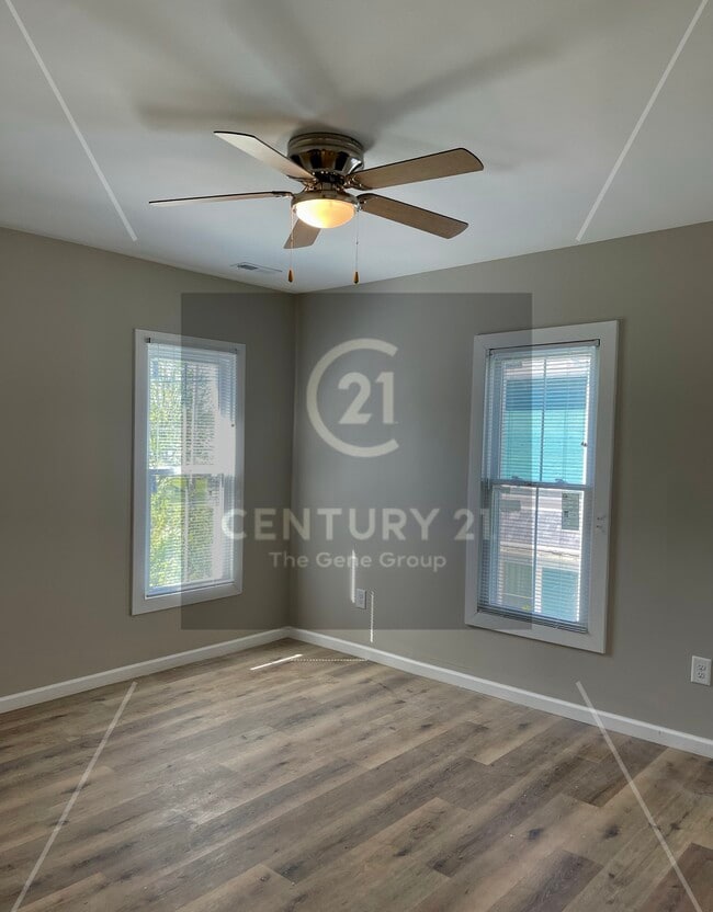 Photo - 319 Wyoming St House