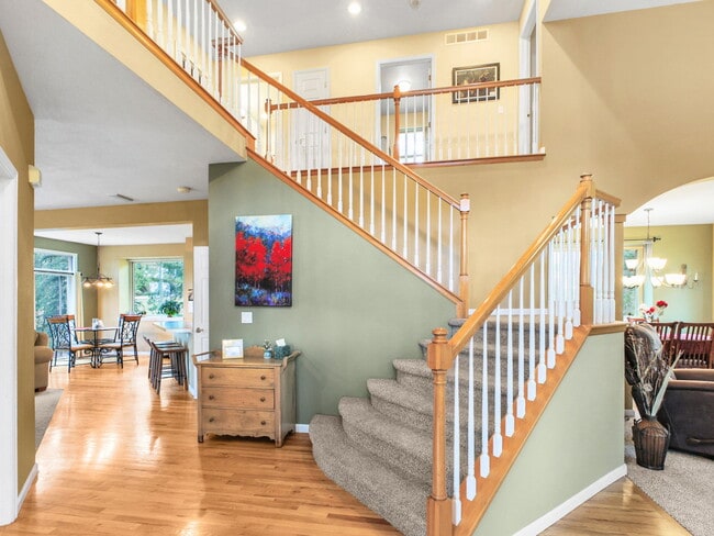 Building Photo - 3648 Heatherwood Way