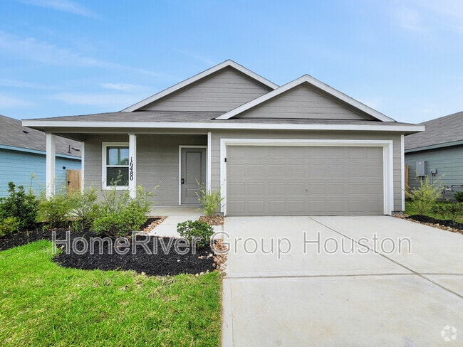 Building Photo - 16480 Blossom Grv Dr