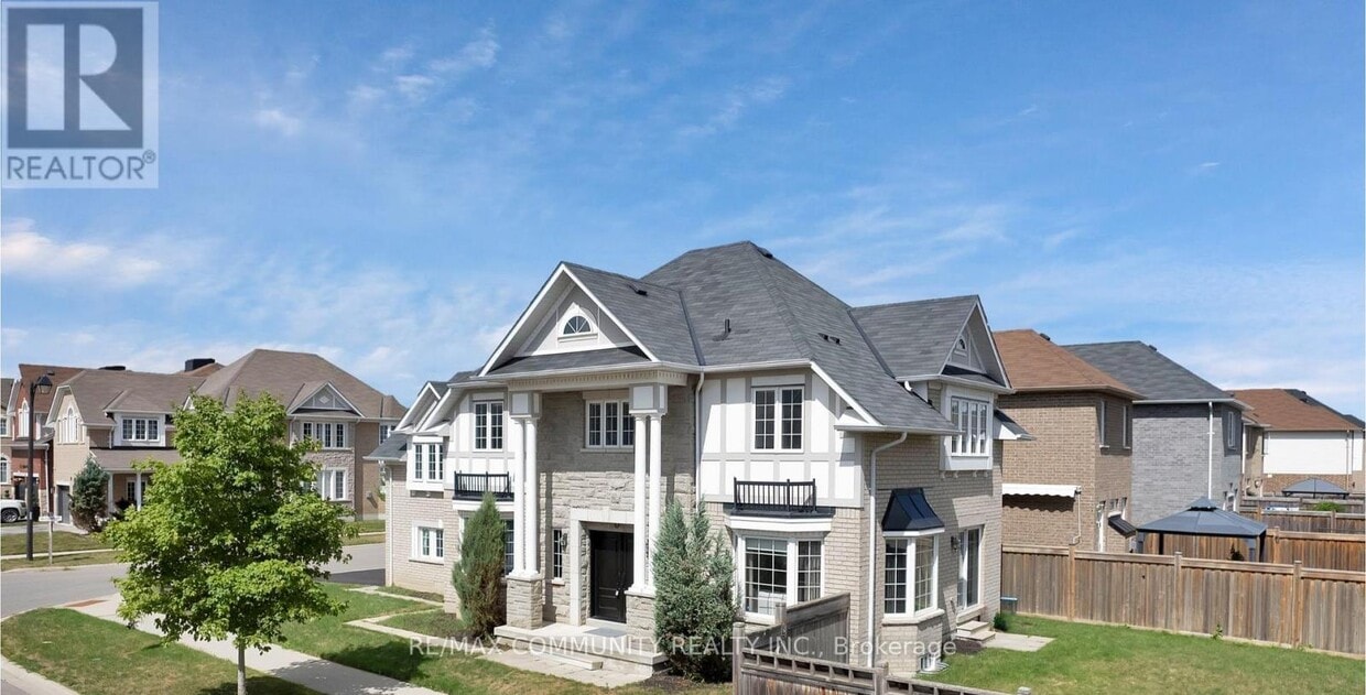 Photo principale - 62 McCourt Dr