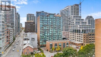 Building Photo - 134 York St