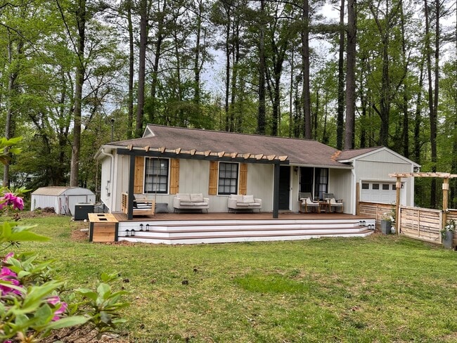 Building Photo - 1301 Old Trinity Cir