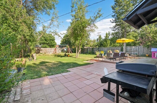 Foto del edificio - 1416 Willow St