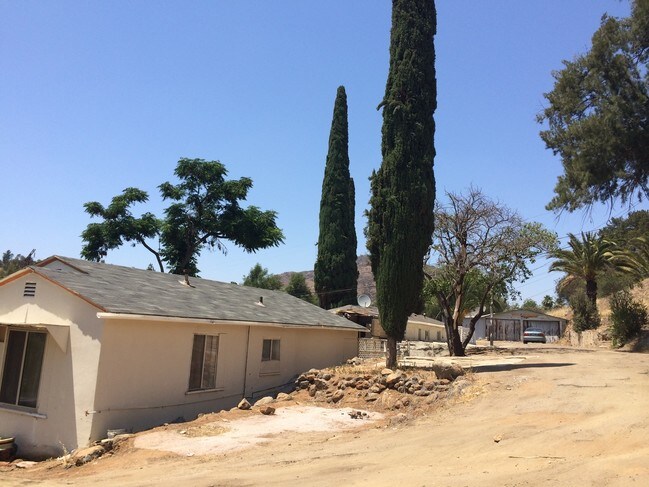 Building Photo - 1609-1635 N 2nd St