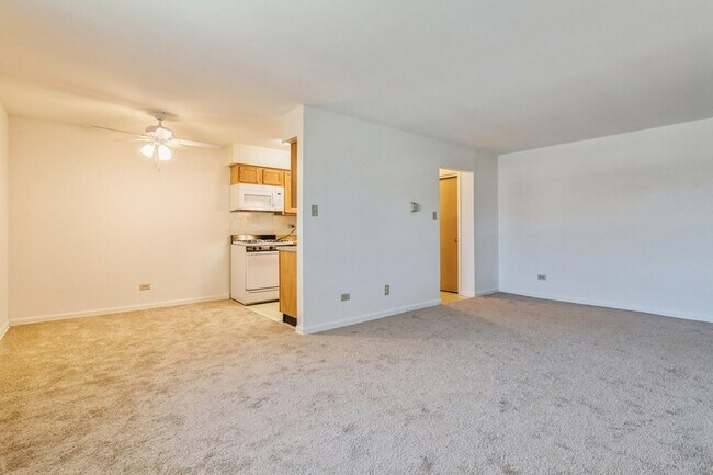 ReNew Des Plaines North photo'