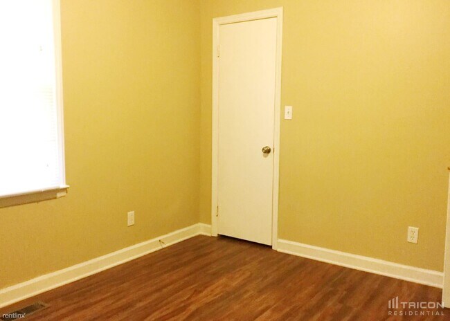 Foto del edificio - 3201 Oscar Dr