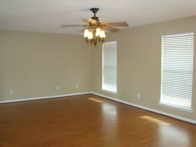 Building Photo - 78 Pine Landing Ct