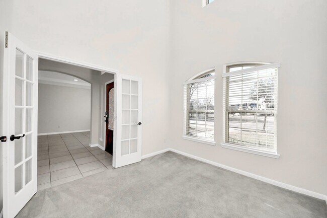 Foto del edificio - 4919 Blackwater Ln