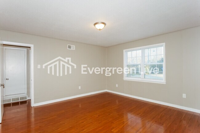 Foto del edificio - 3842 Kipling Ave