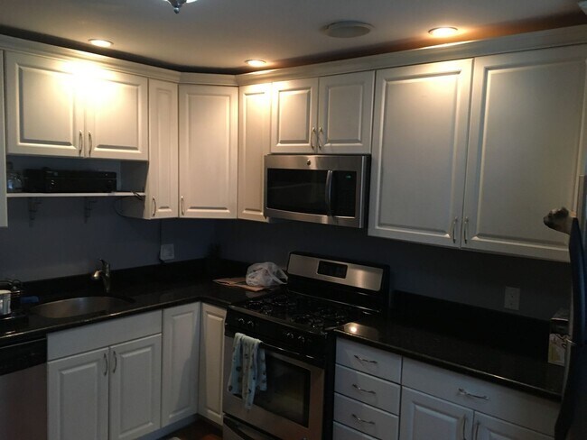 Foto del edificio - Renovated 1 Bedroom w/ Central Air + Modern Finishes | South Boston | 9/1/2026