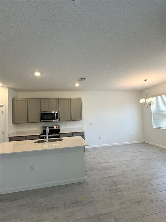 Building Photo - 788 Sunshower Dr