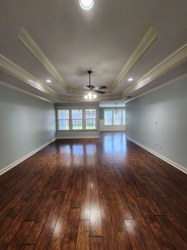 Building Photo - Beautiful 4-Bedroom Home with Fenced Yard in Highly Desirable Nelson Hill Subdivision!