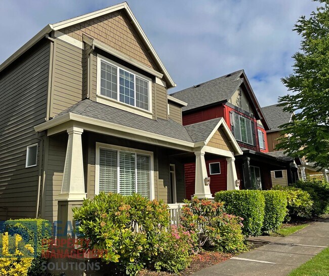 Building Photo - Remarkable Custom Home in Arbor Vineyard!