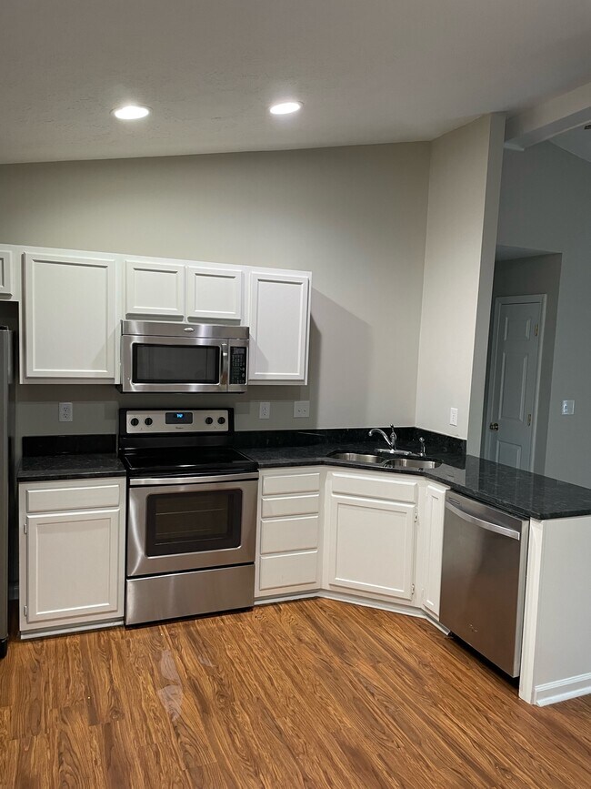 Foto del edificio - 10770 N Park Ave